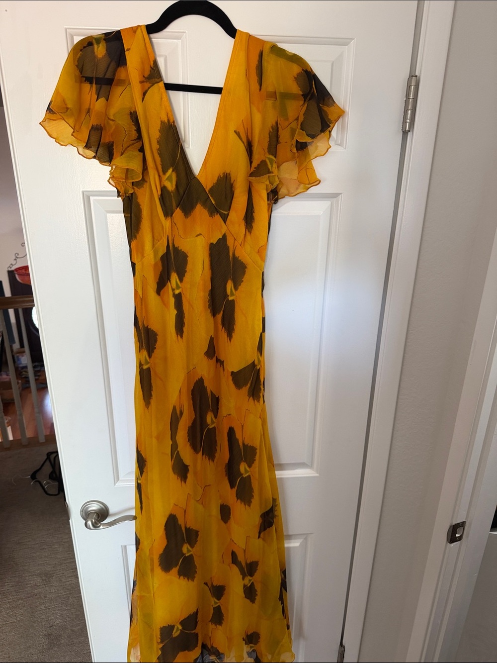 Topshop Yellow Floral V-Neck Midi Dress